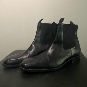 Men’s Bally Leather Chelsea Ankle Boots, Black 10.5D BARELY WORN